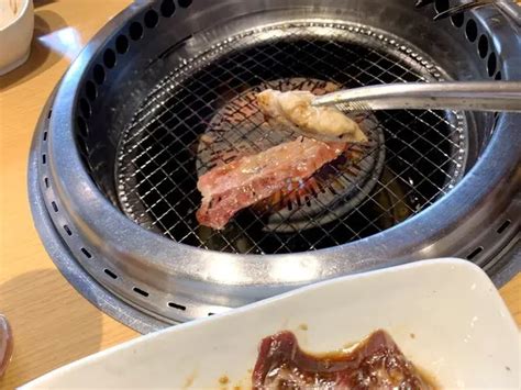 牛角人|【2024年最新】牛角で今話題の「ひとり焼肉」が出。